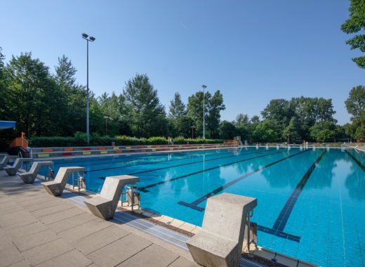 Billstedt Sommerfreibad Tribüne