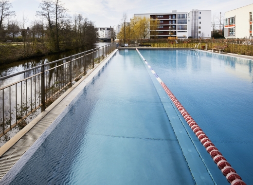 Bille-Bad Ausklapper Ganzjahresfreibad Frontal