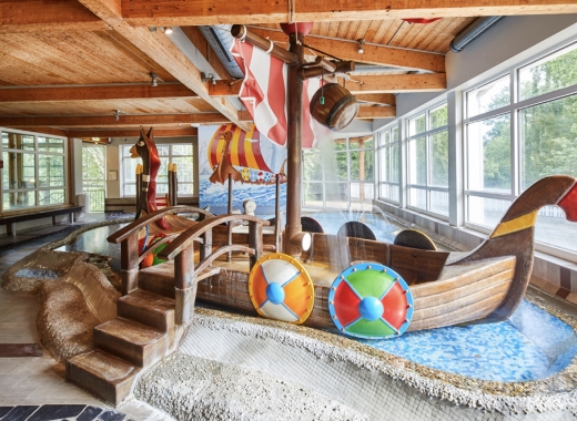 Midsommerland Ausklapper Wasserspielplatz Schiff