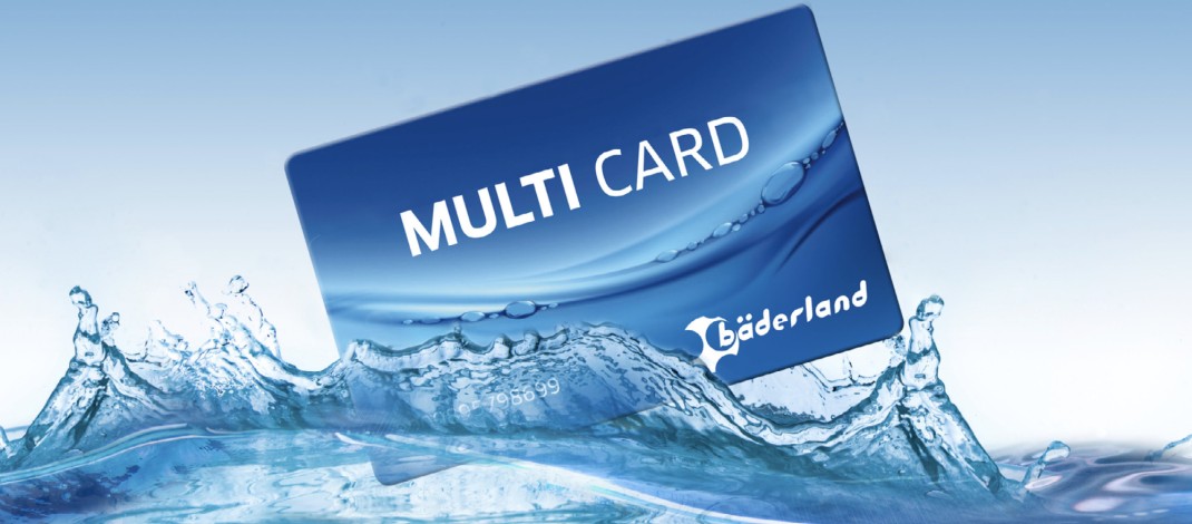 Blaue Multi Card Karte mit Wasserspritzern