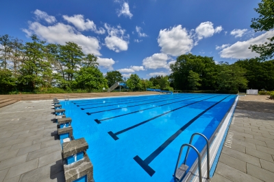 sommerfreibad-osdorfer-born-schwimmerbecken